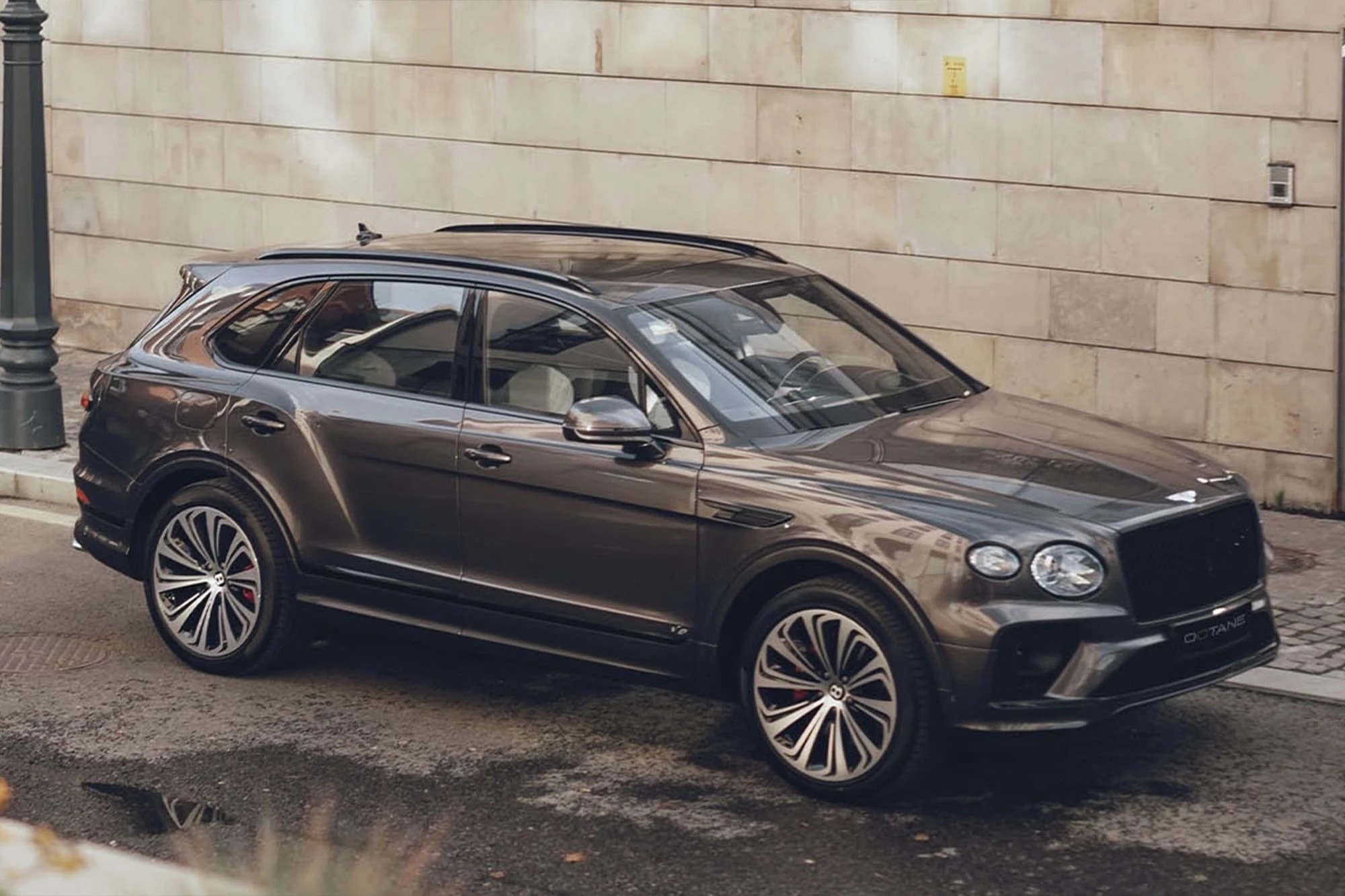 Bentley Bentayga Rent Dubai Luxury Car Rental 24/7 Octane