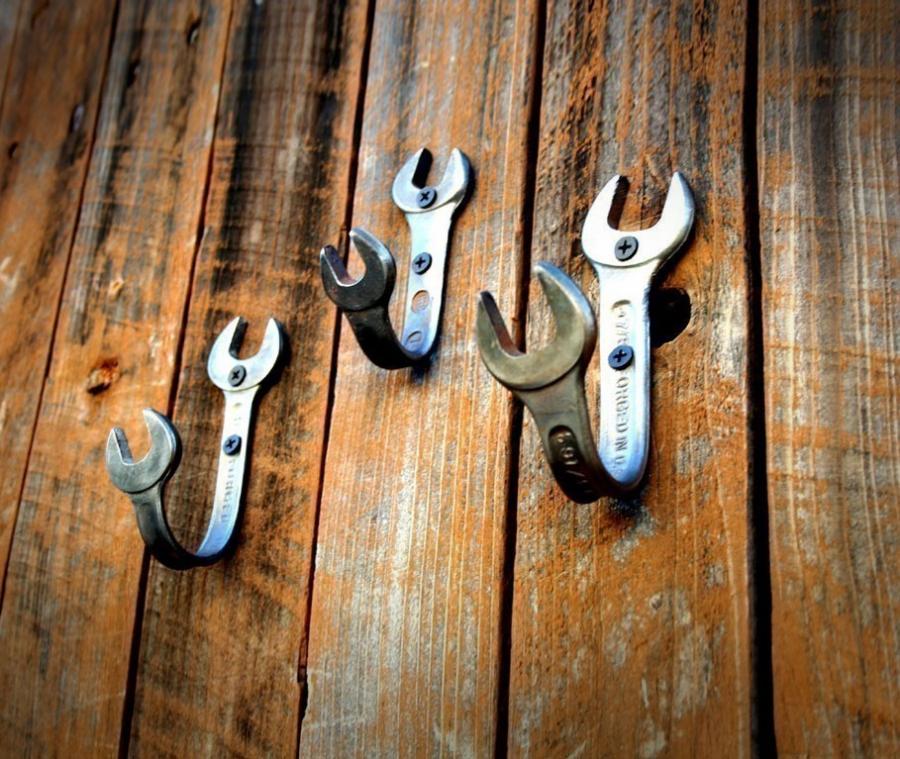 Bent Wrench Hooks