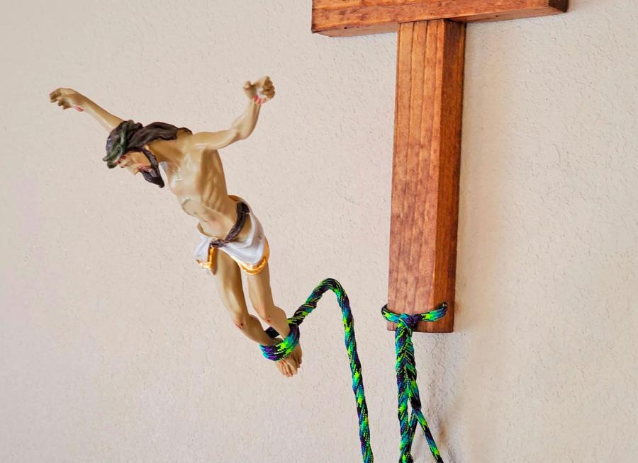 This Bungee Jumping Jesus Is Perfect For a Religious Person With a