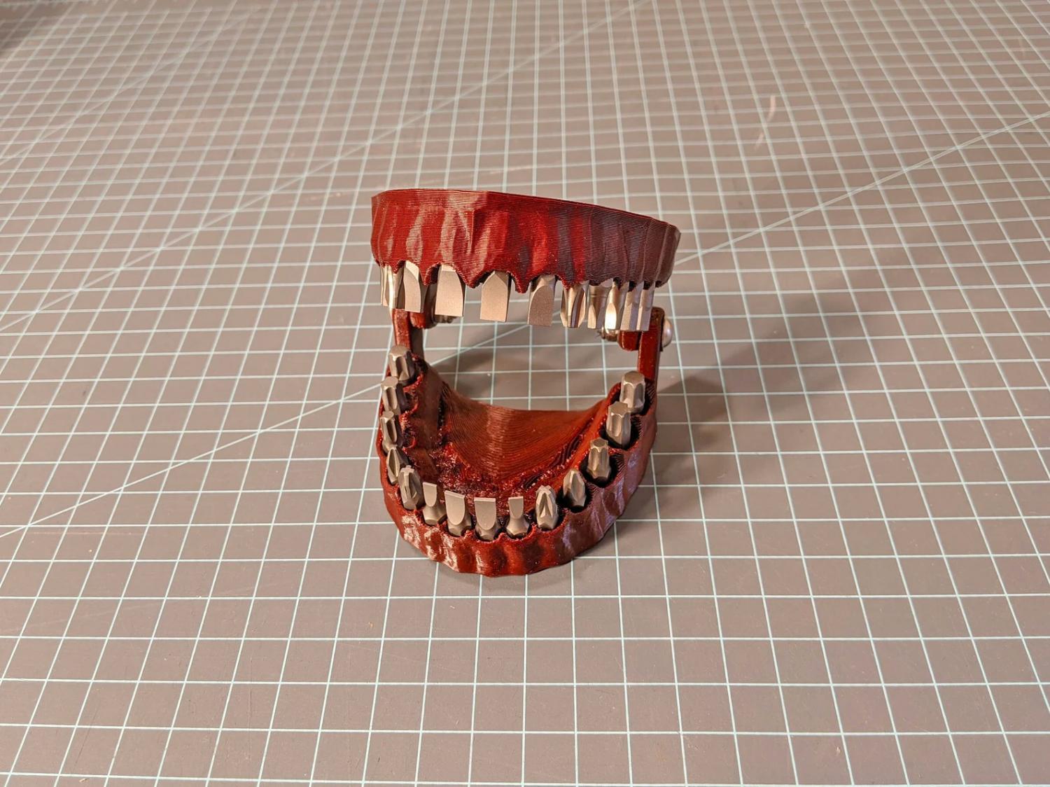 This Dentures Drill Bit Holder Might Be The Greatest Way To Store Your Bits