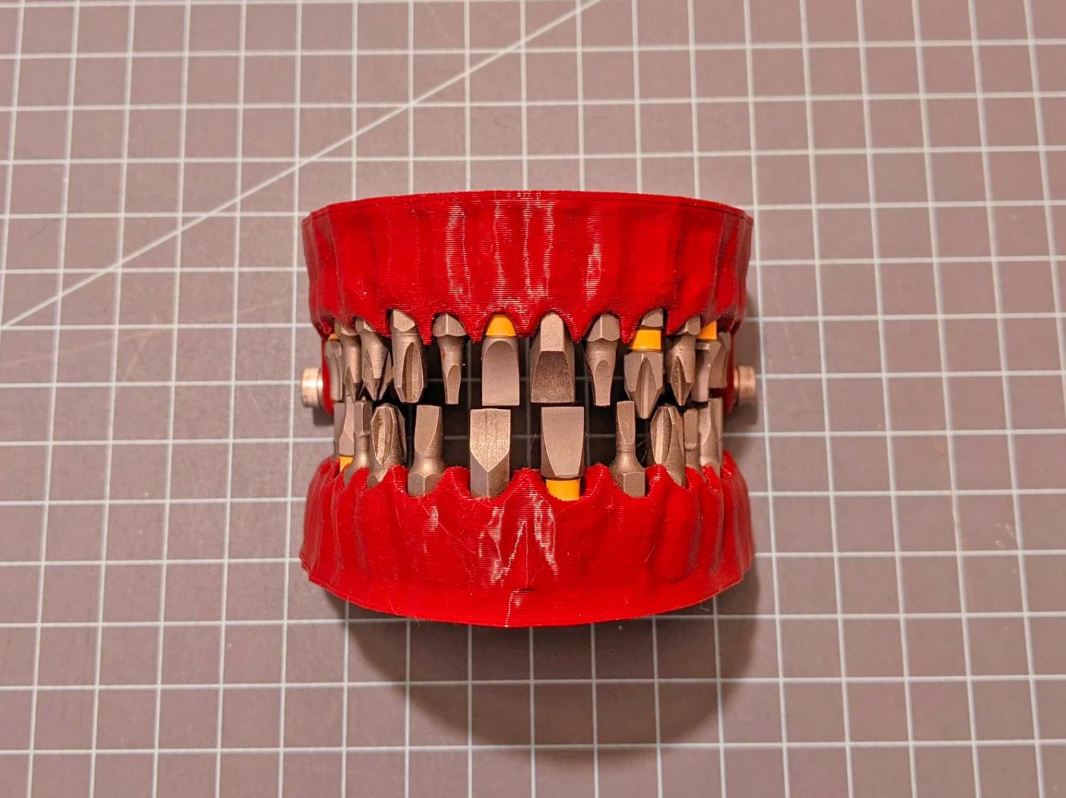 This Dentures Drill Bit Holder Might Be The Greatest Way To Store Your Bits
