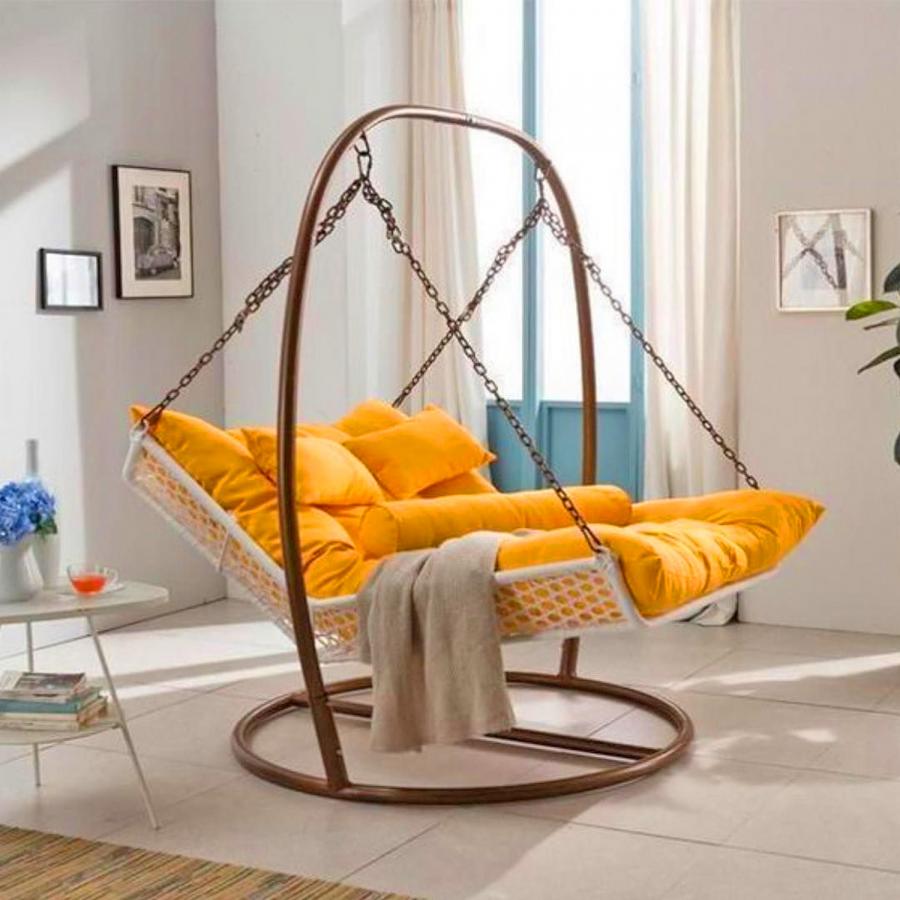 These Double Hanging Chaise Loungers Are Perfect For Poolside Naps