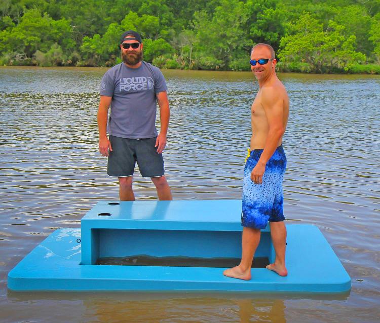There's Now a Floating Picnic Table You Can Use in a Lake or a Pool