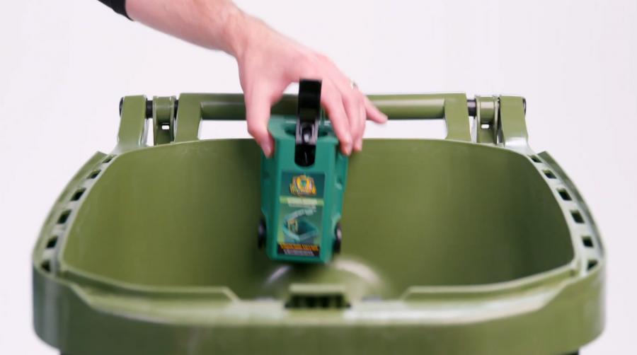 This Garbage Can Deodorizer Attaches To Any Trash Bin, Sprays When You