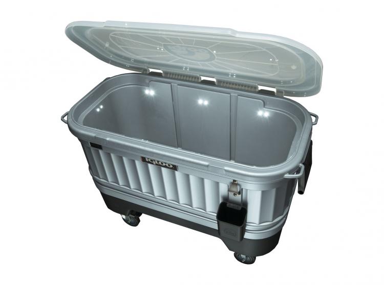 The Igloo Party Bar Cooler Is Perfect For a Backyard Party