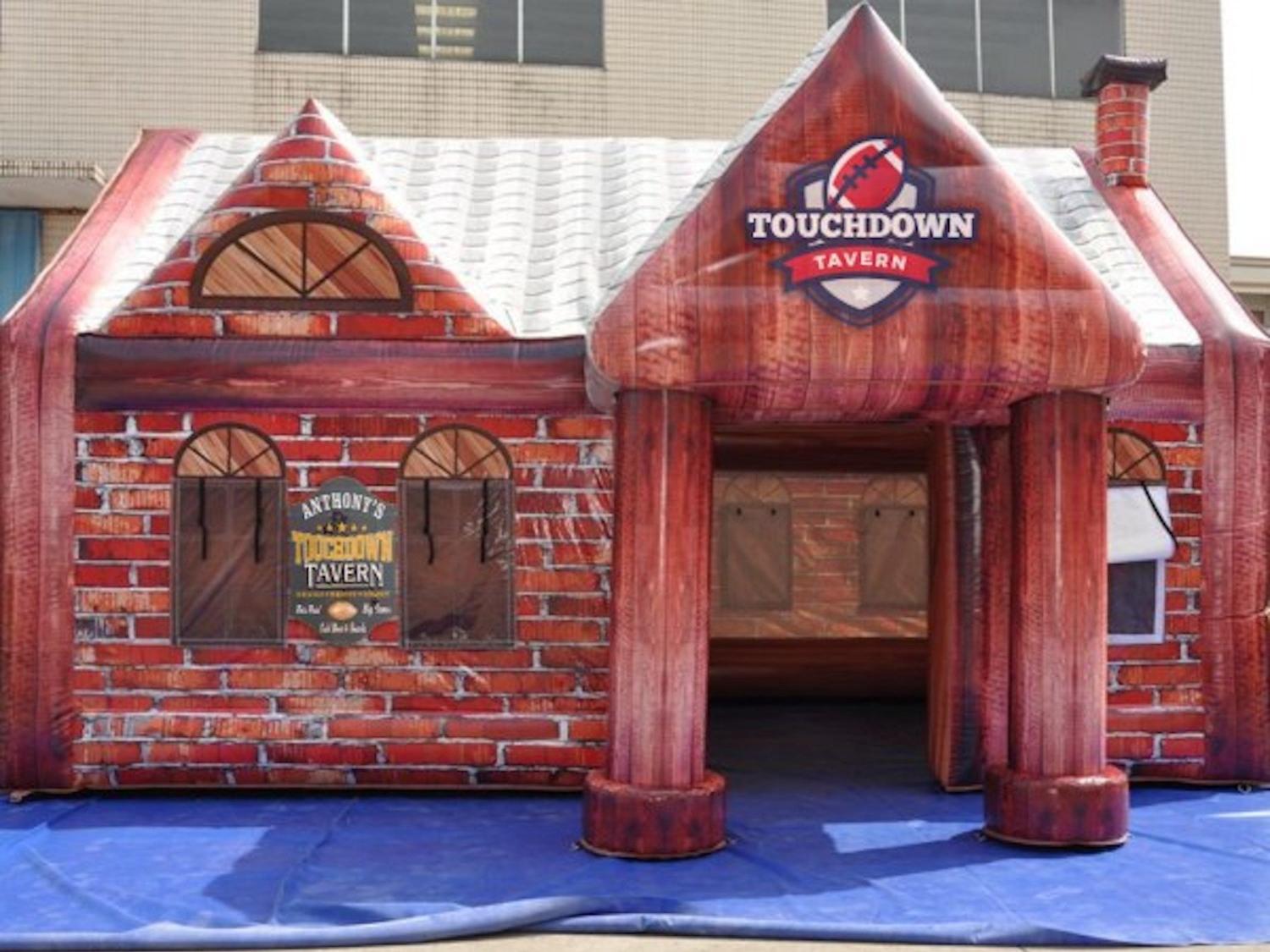 These Inflatable Pubs Make The Perfect Spot To Gather For a Backyard Party