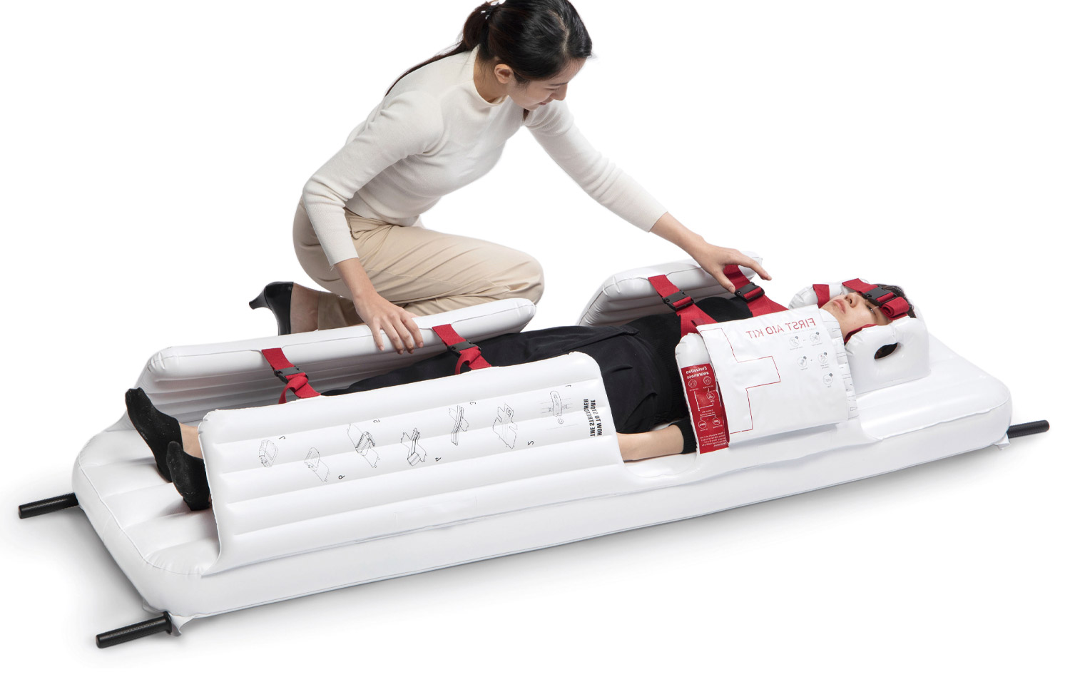 This Inflatable Stretcher Is Designed For Emergency Missions and Saves Tons Of Space