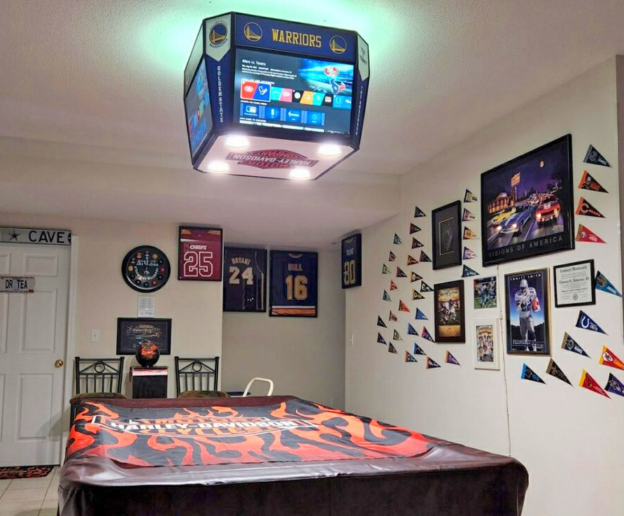 This Mini Jumbotron Is a 4 Sided TV You Can Mount In Your Man Cave For