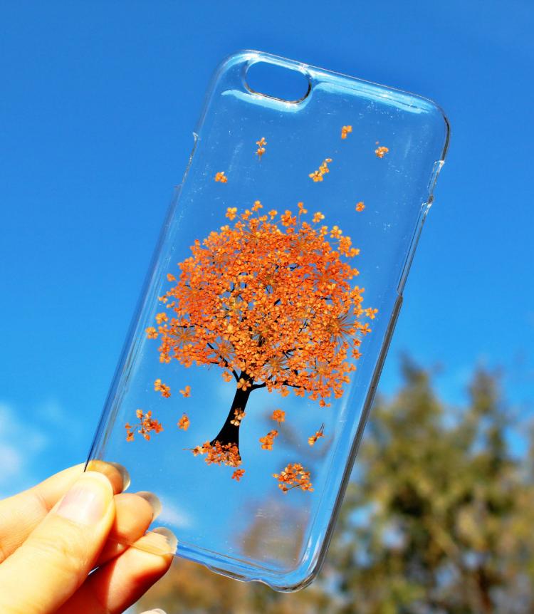 These iPhone Cases Are Made From Real Pressed Flowers