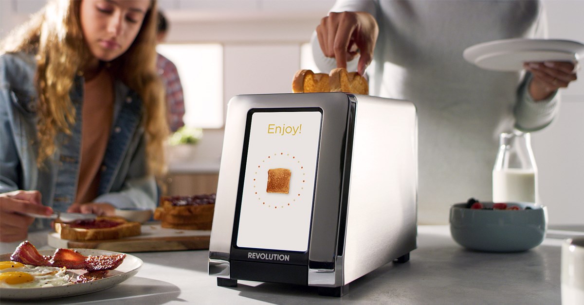 This Smart Toaster Has a BuiltIn Touchscreen, Actually Has a Ton Of