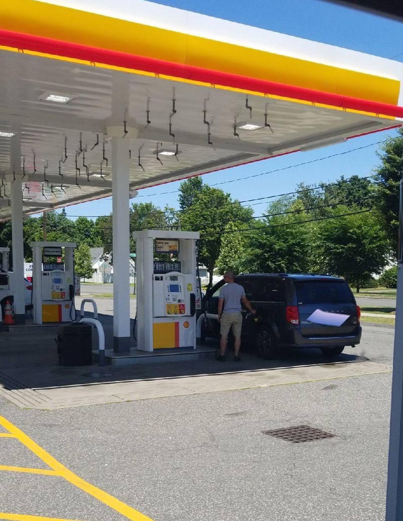 Evidently I’ve been pumping gas wrong my whole life | Odd Stuff Magazine