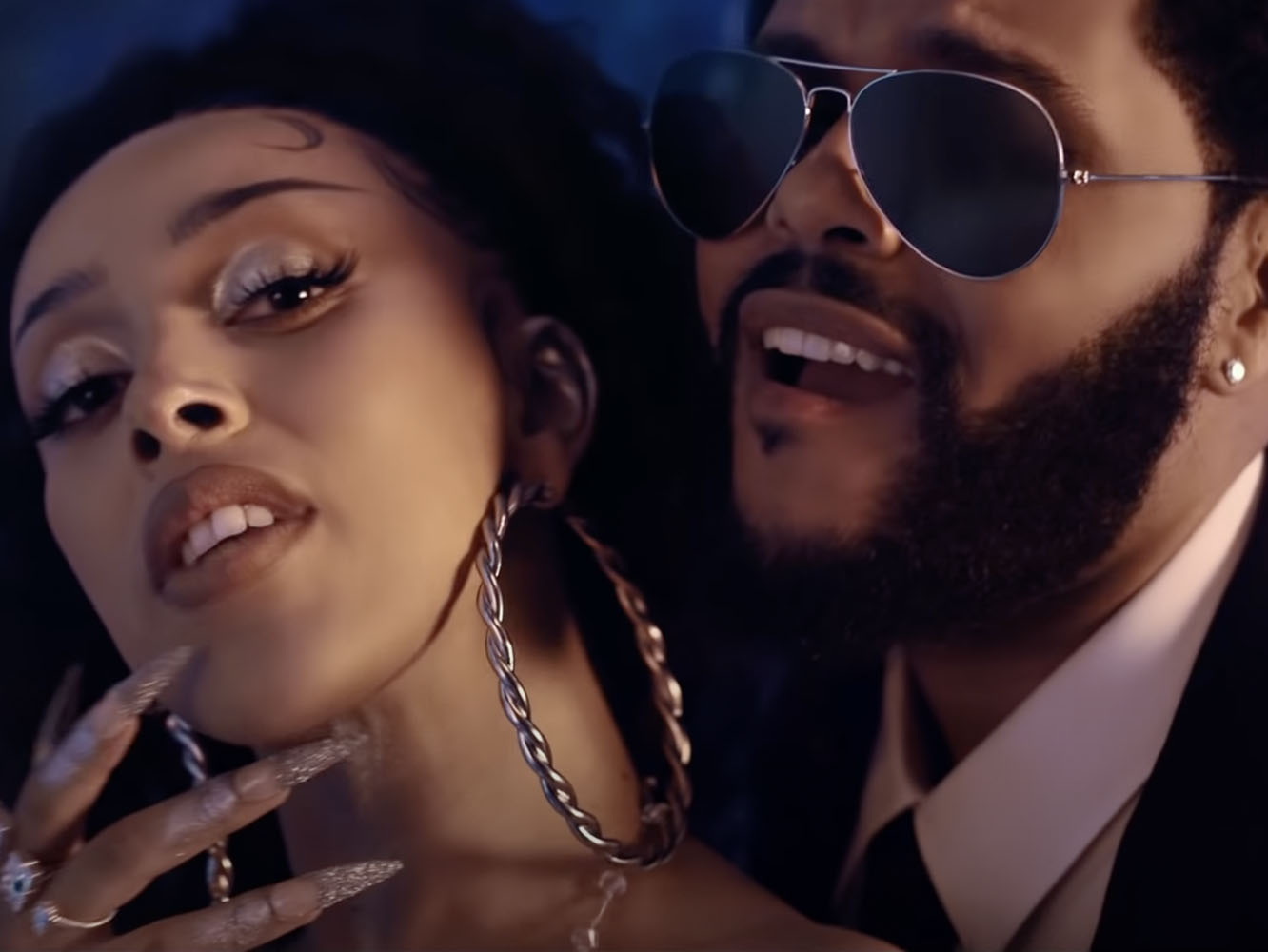 La relación de Doja Cat hace literalmente aguas en 'You Right', junto a