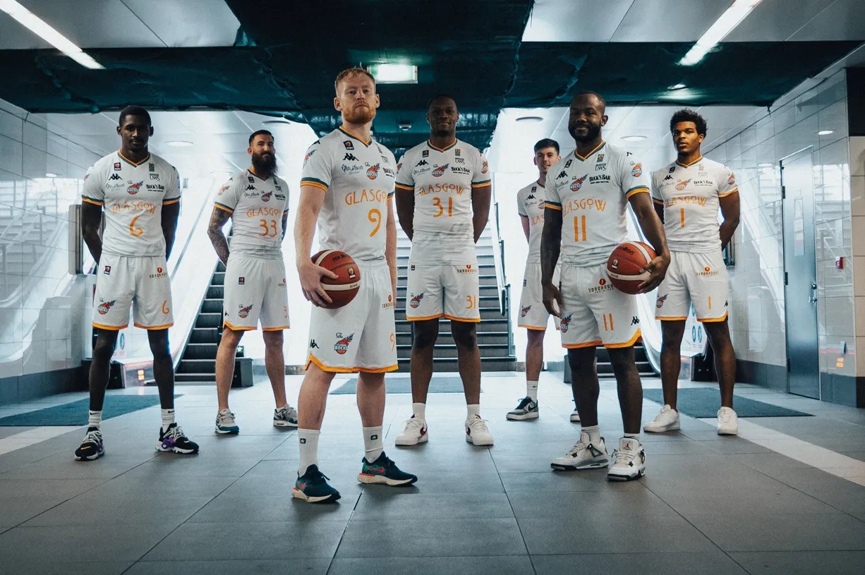 Glasgow Rocks Subway Shoot Odoom Brothers