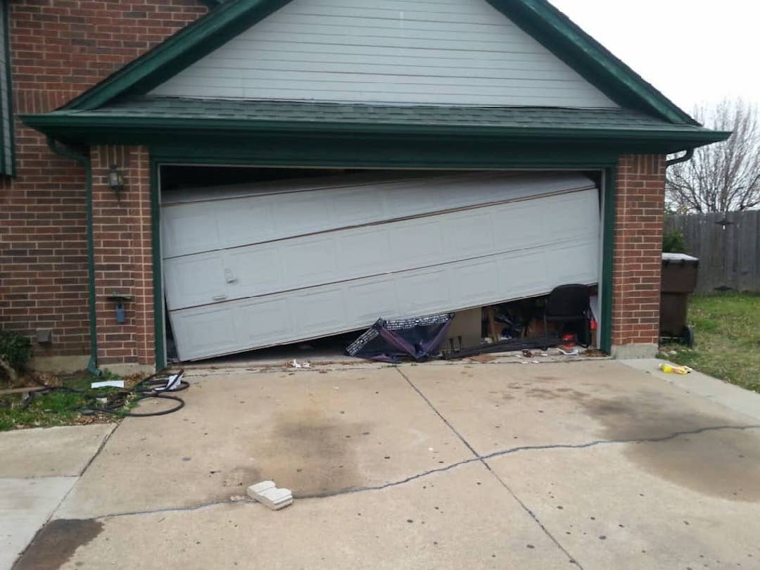 Garage Door Repair Near Me