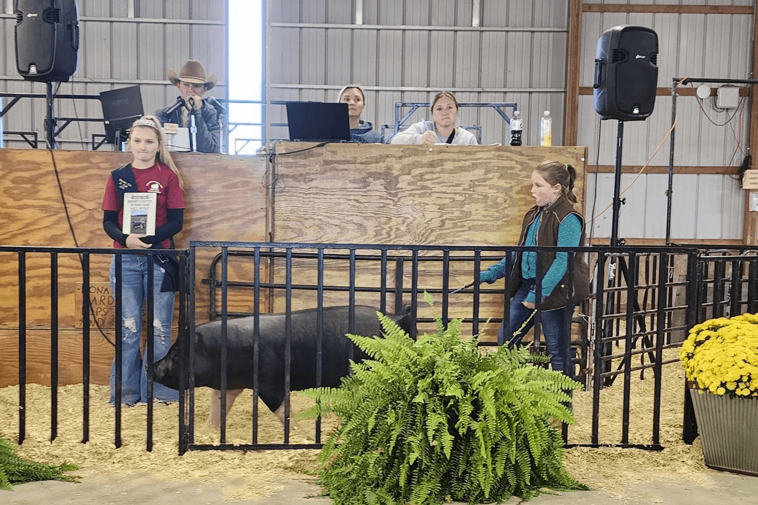 Brown County Farm Bureau gives back to the Junior Fair Sale at County