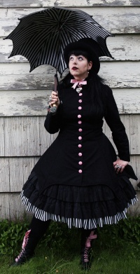 goth wedding outfits