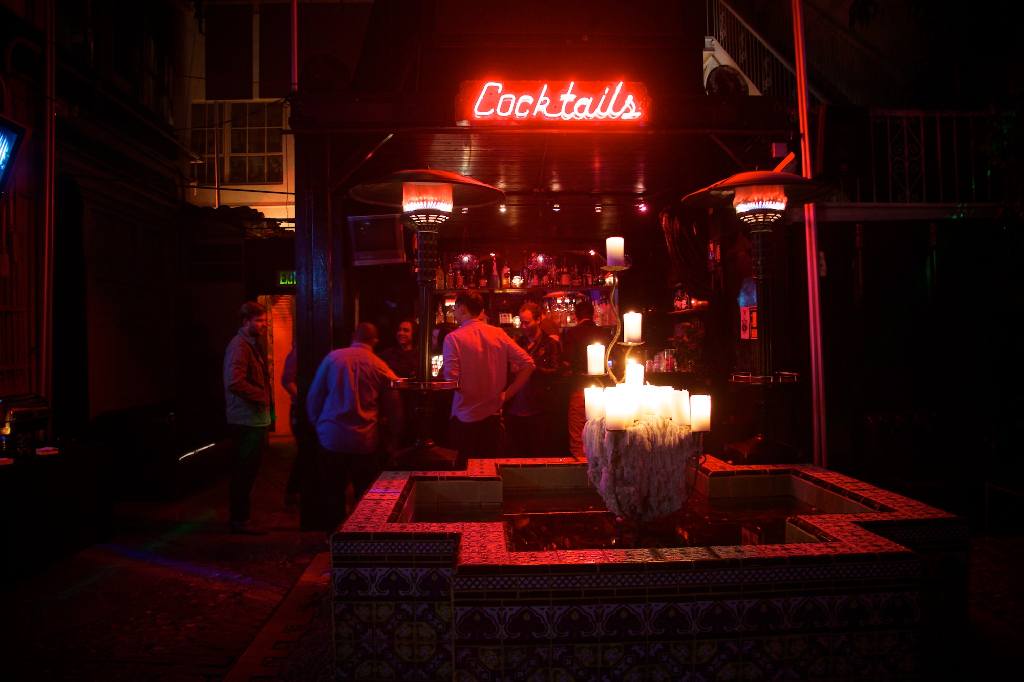 A girls' guide to throwing a "surprise musical roast" bachelor party