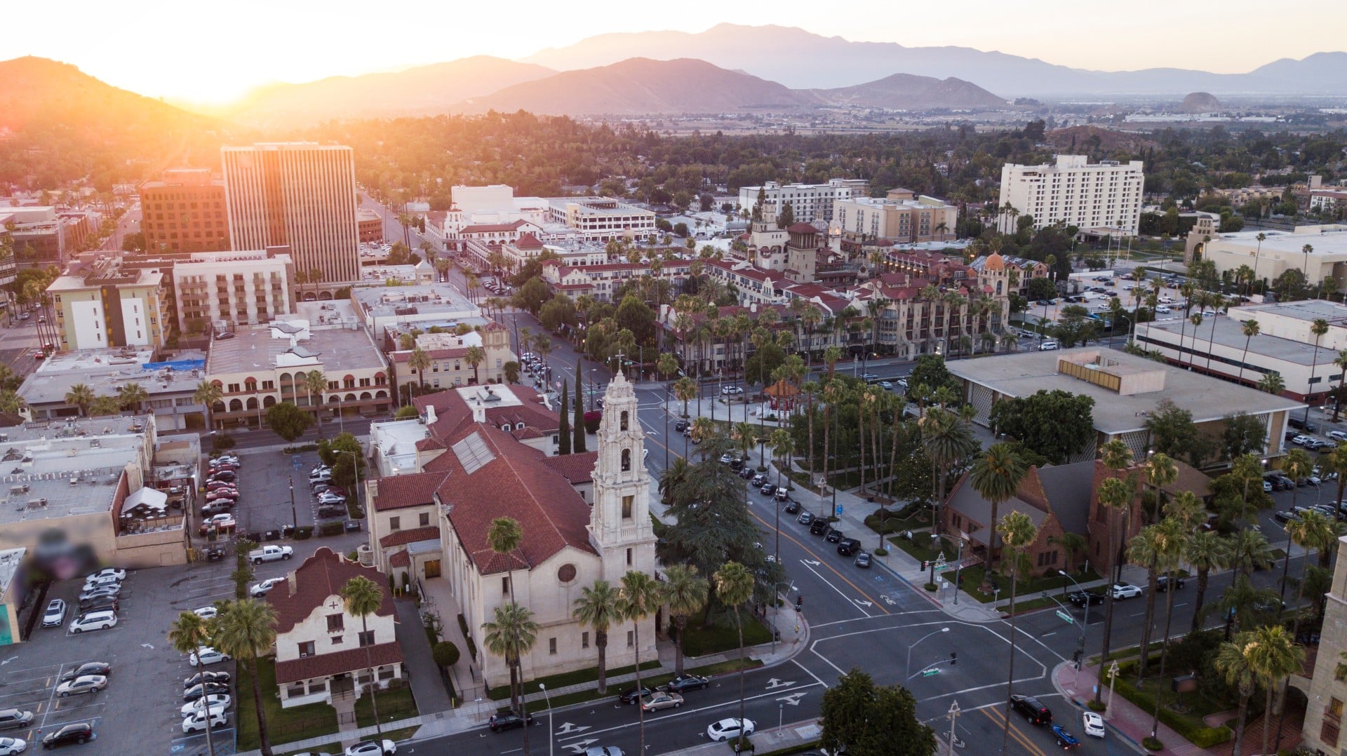 Top Riverside Security Guard Services