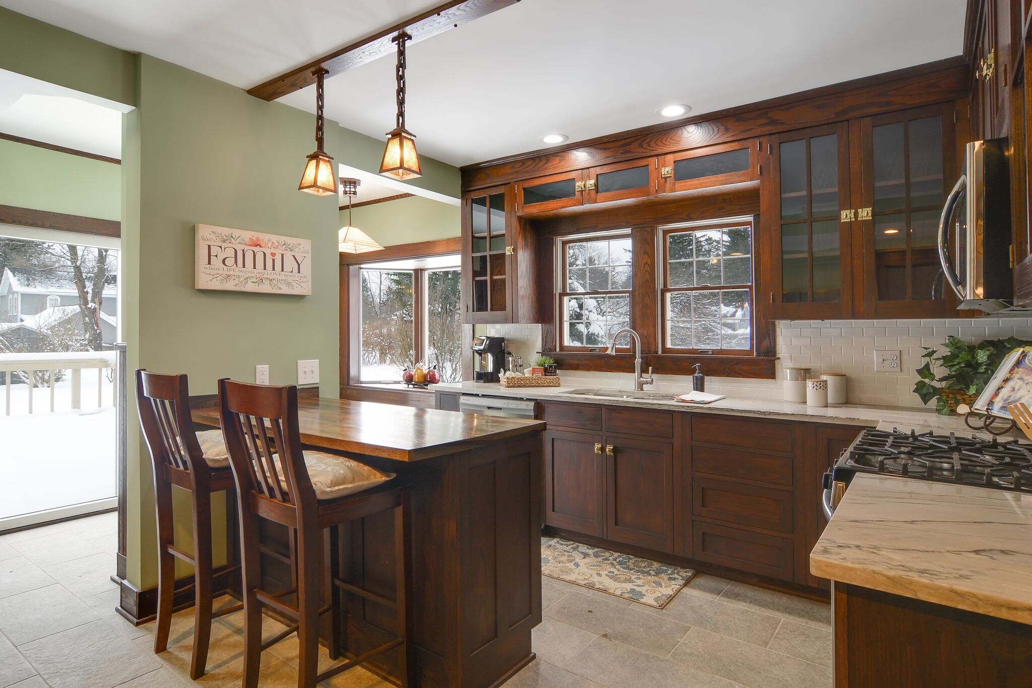 400 Girard Ave East Aurora NY Offer Advantage