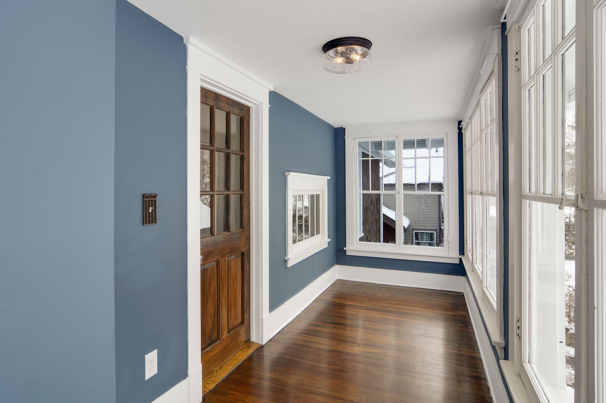 400 Girard Ave East Aurora NY Offer Advantage