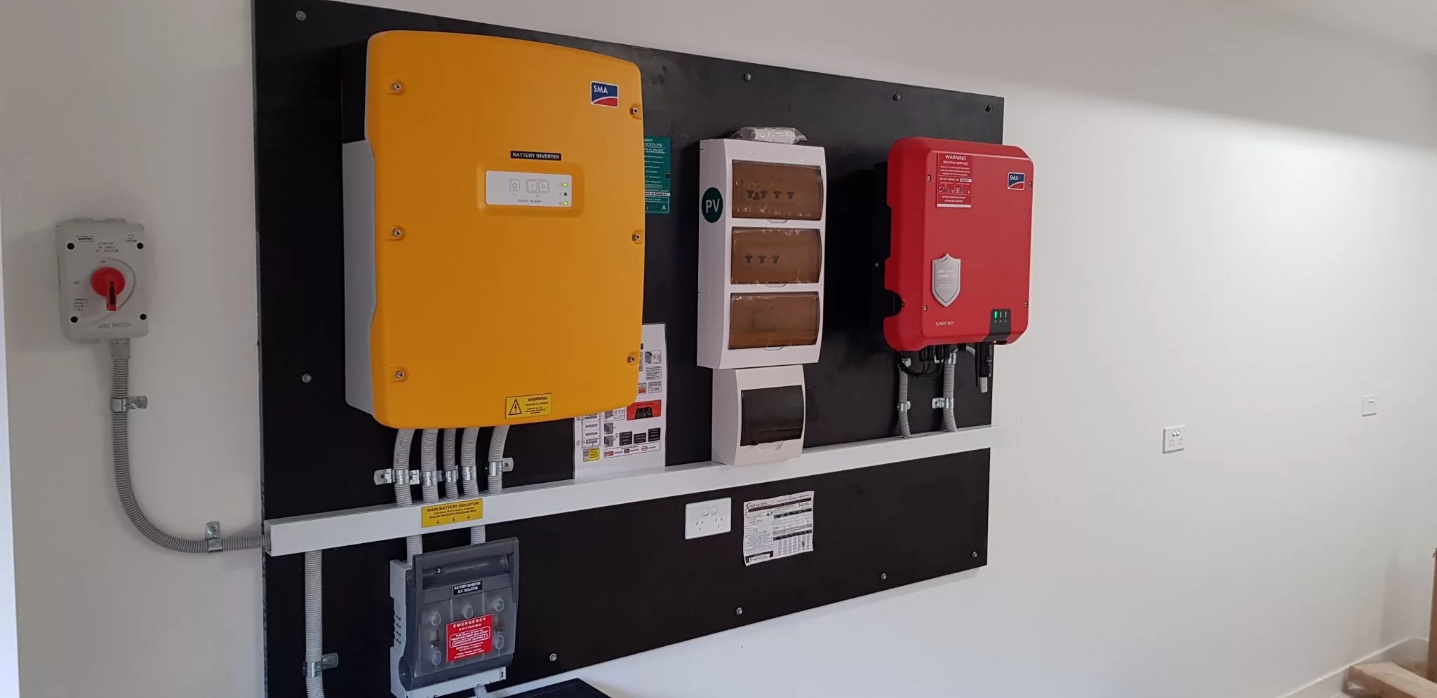 SMA Elite Lithium Offgrid Solar Power Stand Alone Power Living