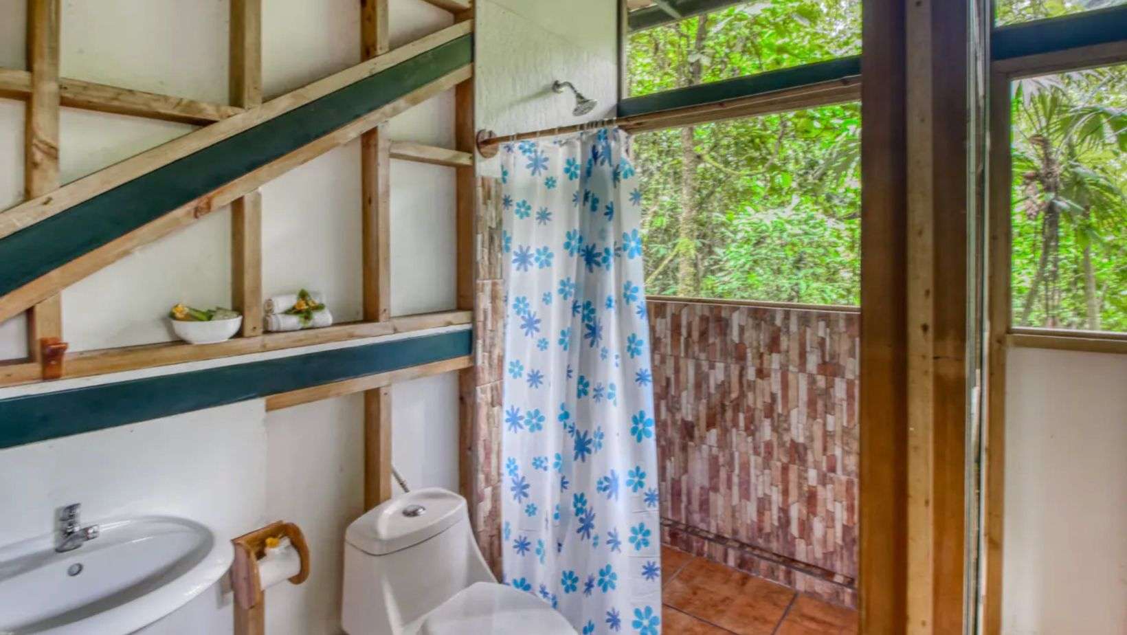 Leon Jungle House Off Grid Destinations