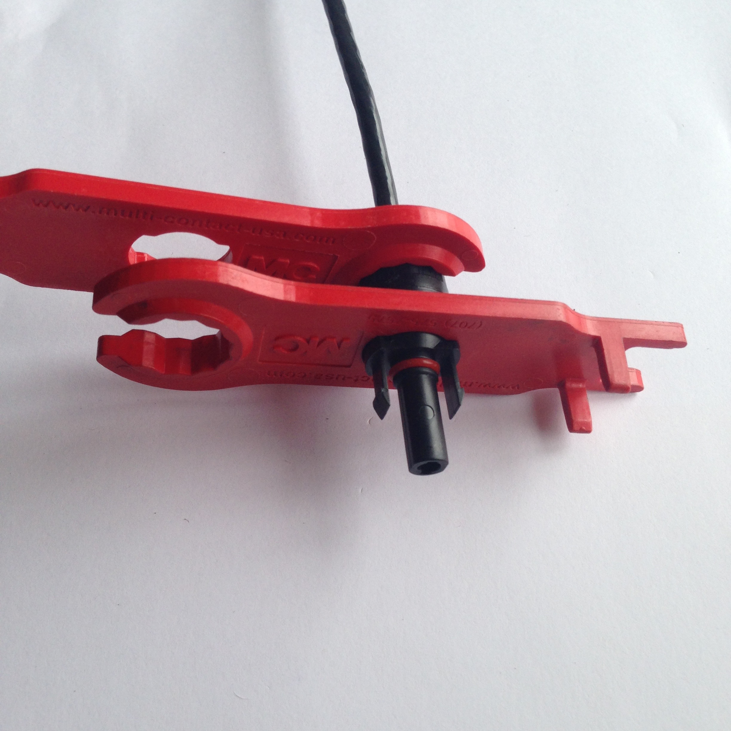 An Introduction To MC4 Connectors. Off Grid Ham