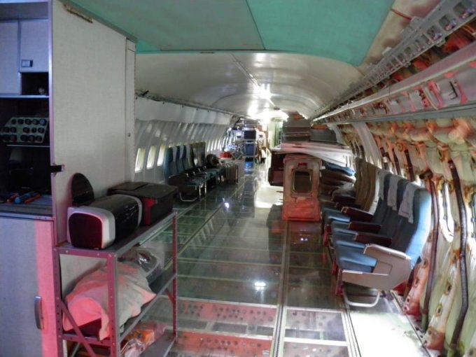 airplanehomeinterior4 Off Grid Path