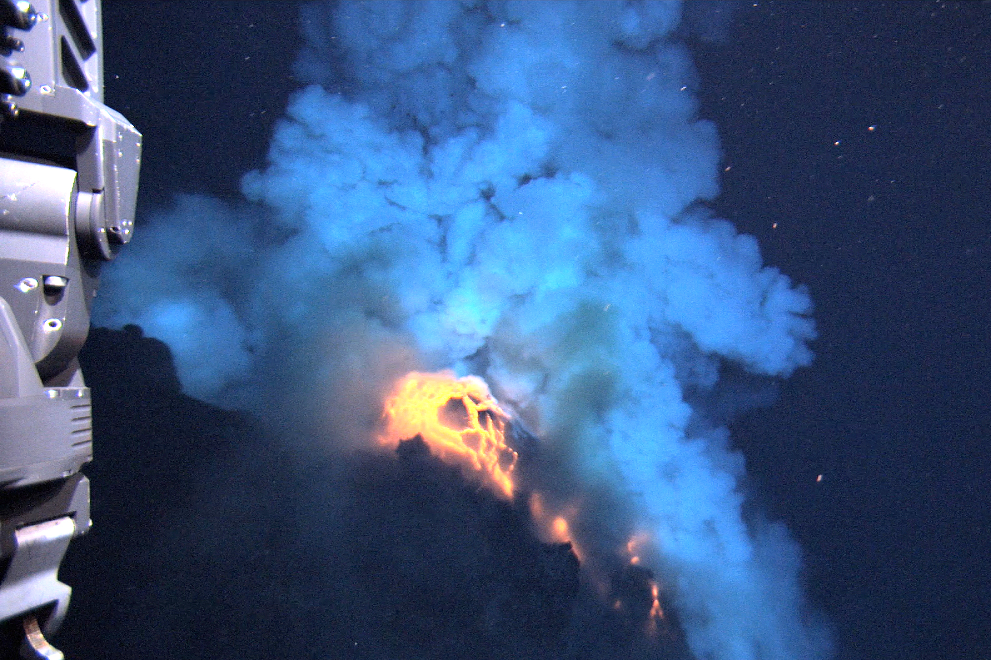 The Danger of Underwater Volcanoes RECOIL OFFGRID
