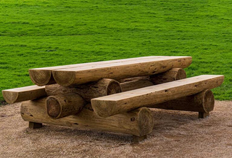 10 Rustic Log Tables You'll Want For Your Cabin Off Grid World