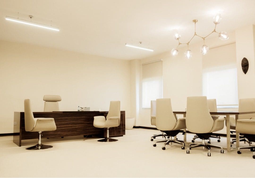 BUSINESS BAY, DUBAI UAE OFFICE FURNITURE SALE Office Plus Furniture