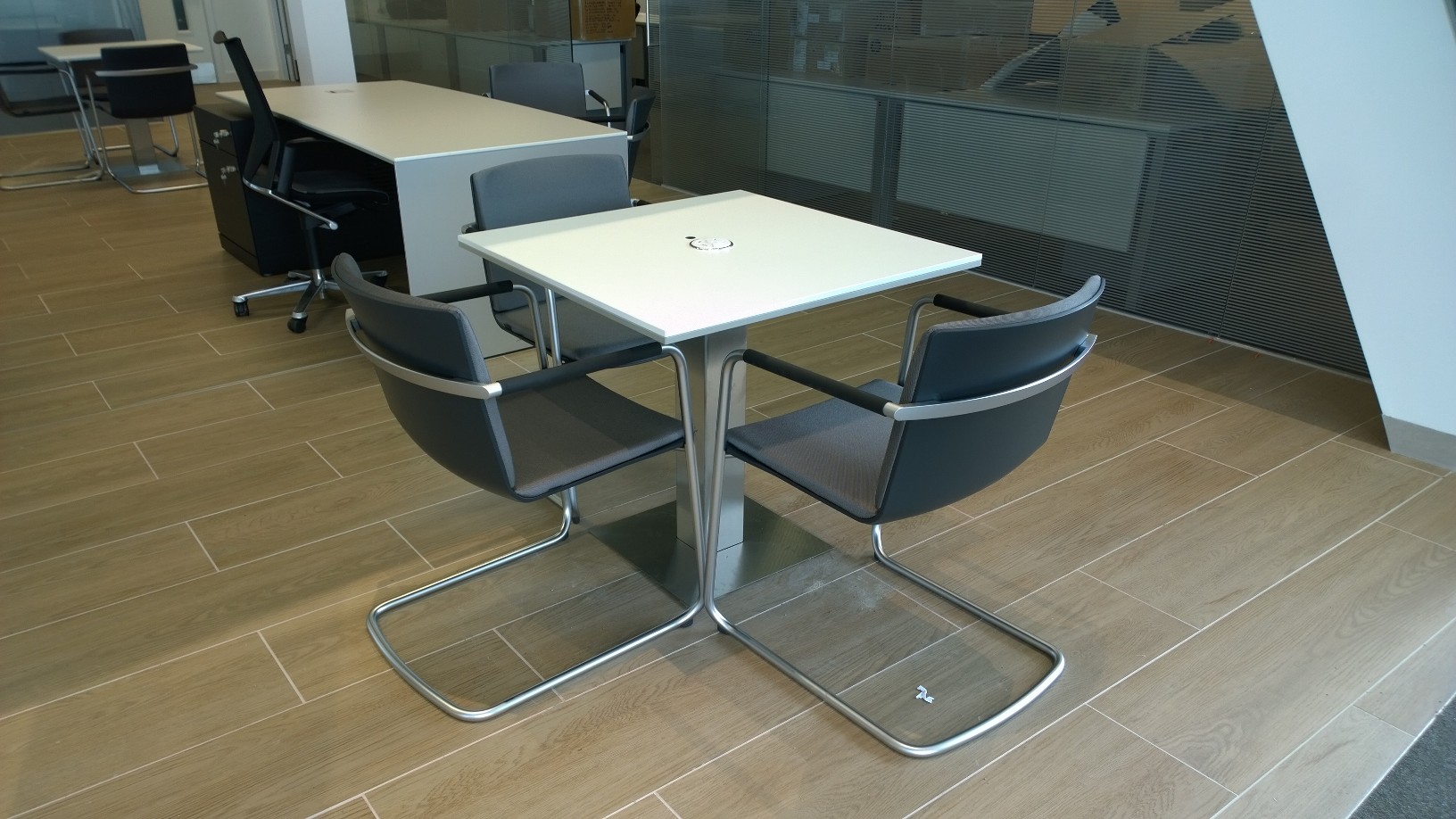 Sales Desks Automotive Office Problems Solved