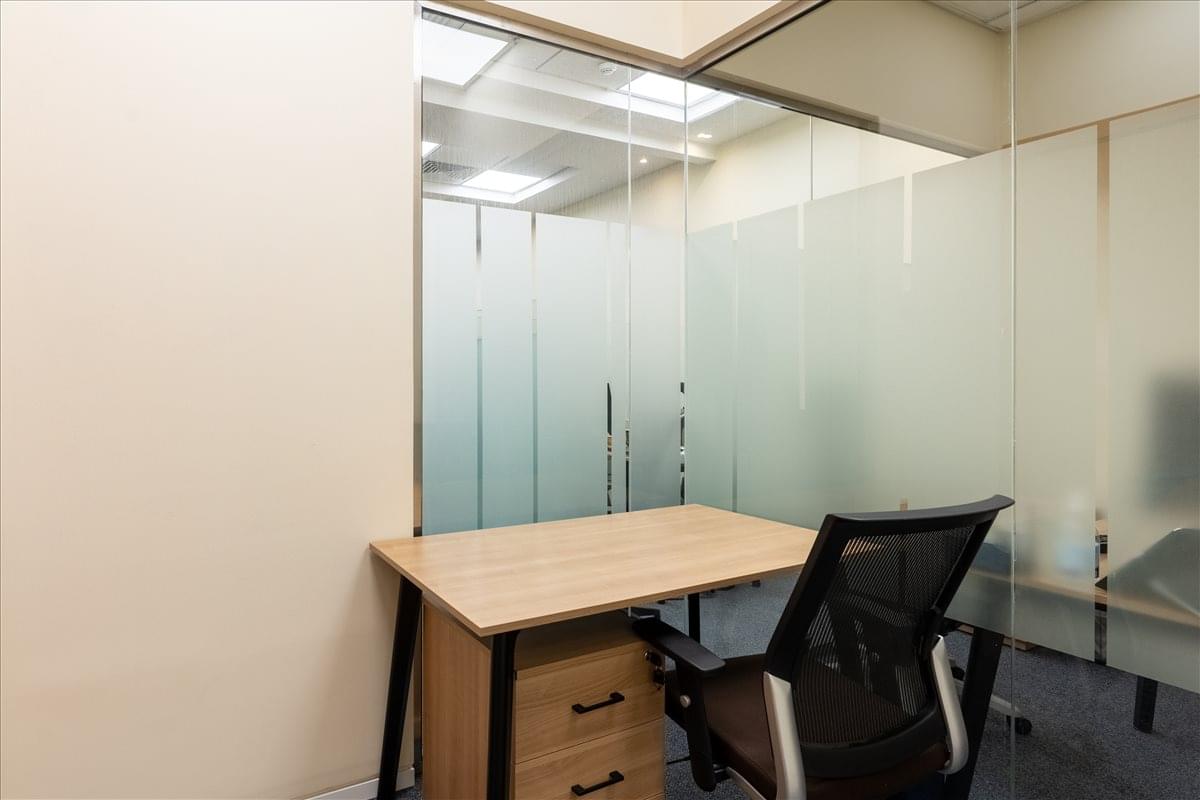 Rent Riyadh Office Space on Takhassusi Street, The Zone