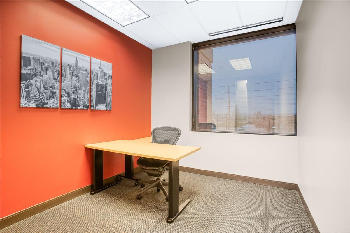 Rent Modern Office Spaces near Hwy 40 100 Chesterfield Business Pkwy