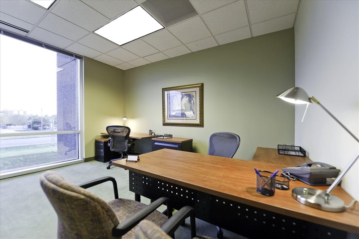 Rent Tampa Office Space Corporate Center I International Plaza