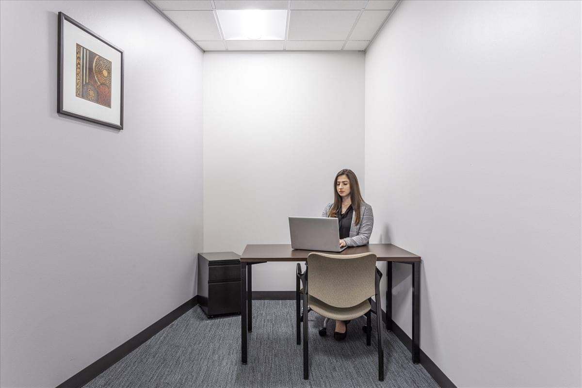 Office Space For Rent Place St Charles CBD New Orleans LA