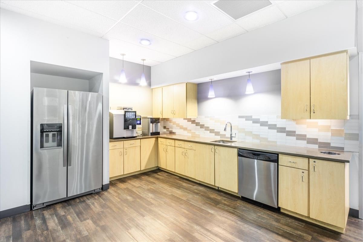 Aetna Building Office Space for Rent Jacksonville 841 Prudential Dr