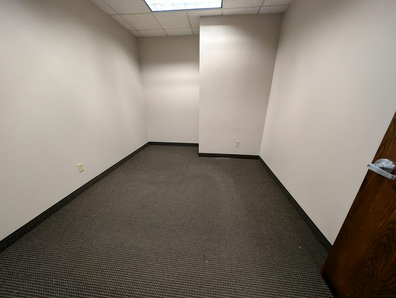 Rent A Class Bloomington Office & Coworking Space The International Plaza