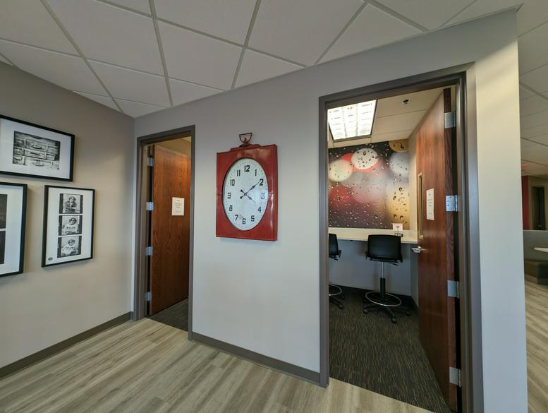 Rent A Class Bloomington Office & Coworking Space The International Plaza