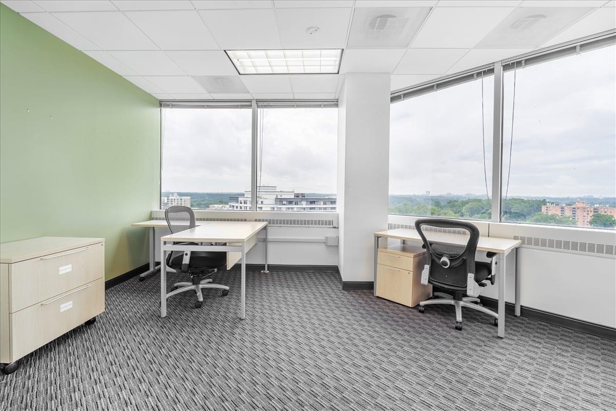 Silver Spring Metro Plaza Office Space minutes to Downtown DC
