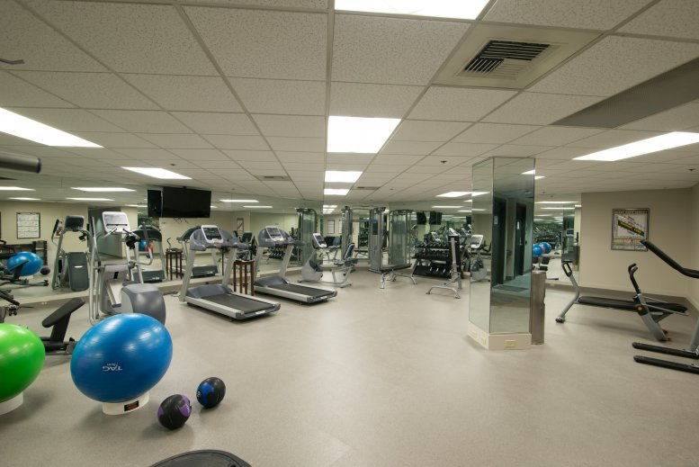 Ridgewood Corporate Square Small Office Space for Rent Bellevue WA