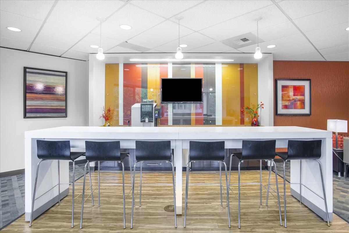 Ridgewood Corporate Square Small Office Space for Rent Bellevue WA