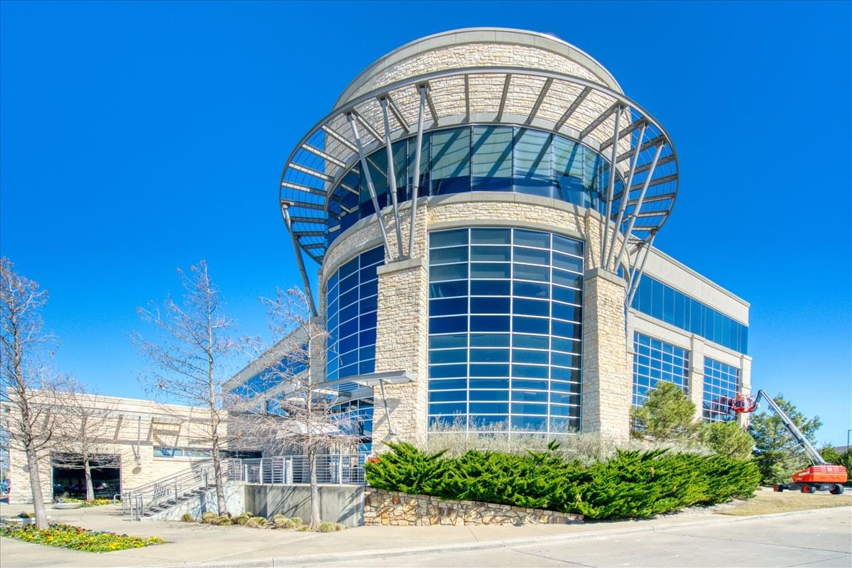 Office Space Dallas 610 Uptown Blvd, Cedar Hill, TX