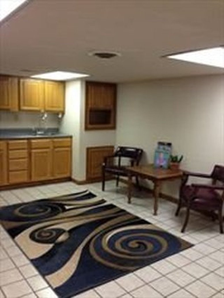 Central Serviced Offices for Rent in Topeka, KS 2611 SW 17th St