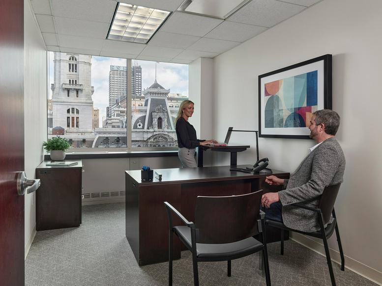 Philadelphia Executive Office Space with Views 1515 Market St