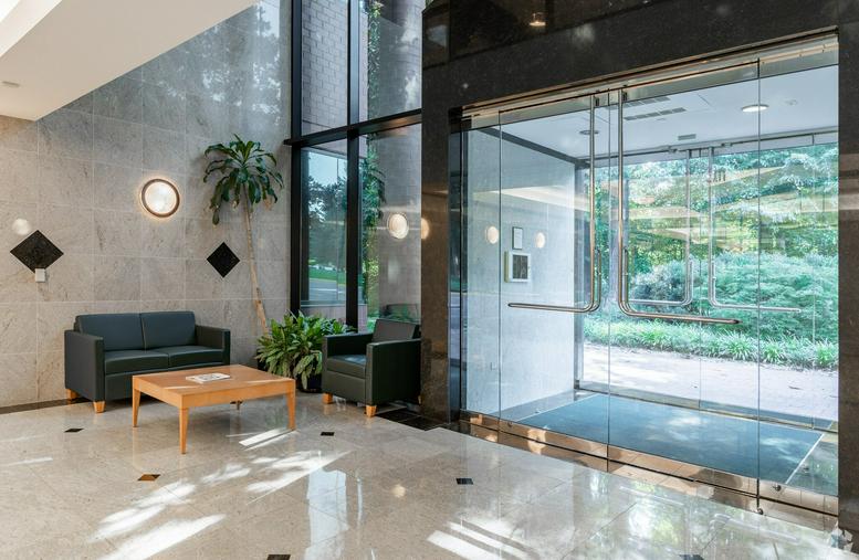 Rent Serviced Offices w/ 24hr Access in Alexandria VA