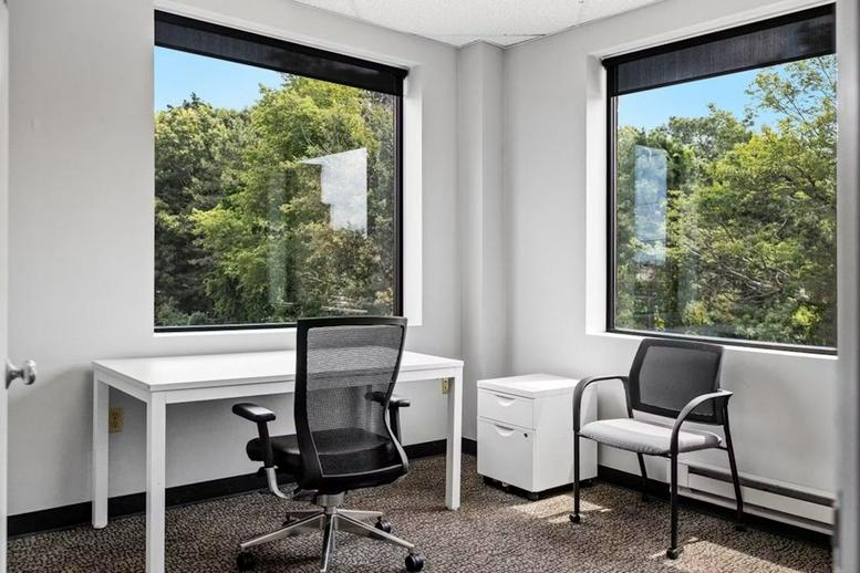 Rent Braintree Office Space on 150 Grossman Drive 203