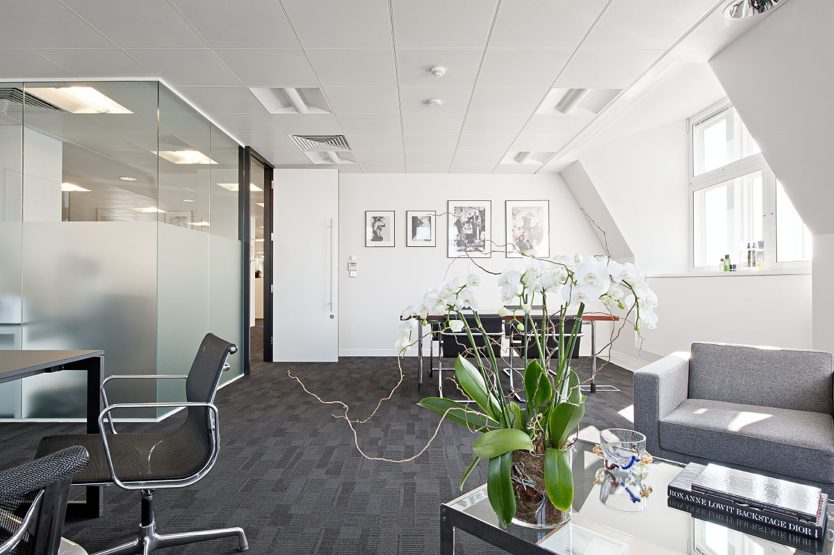 Inside Louis Vuitton Moet Hennessey London Offices Office Snapshots