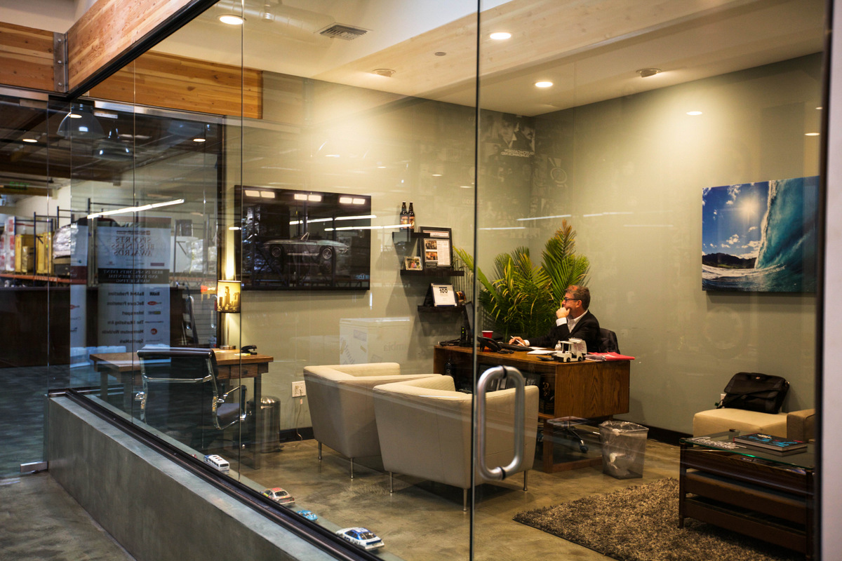 BeCore's Downtown Los Angeles Warehouse Offices Office Snapshots