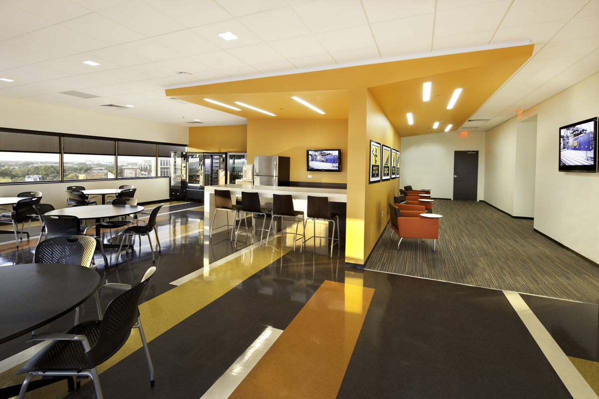 CSX Transportation's Jacksonville Offices Office Snapshots